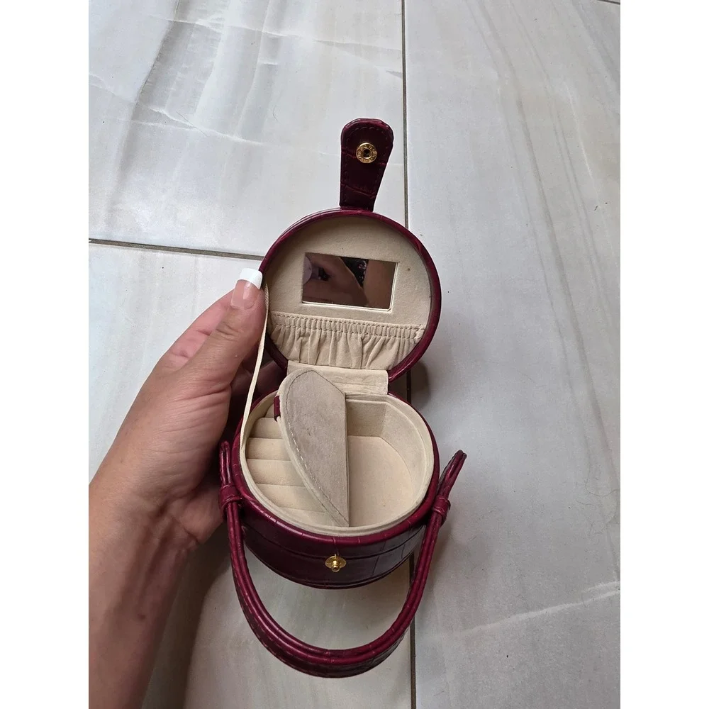 Vintage Burgundy Croc Embossed Round Jewelry Travel Case with‎ Mirror A5